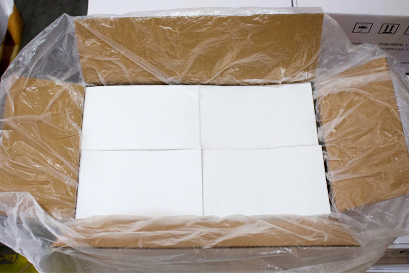 USPS FBA UPS的高品质直热式风扇折叠4 x 6标签空白自{{3]} 运输标签贴纸卷